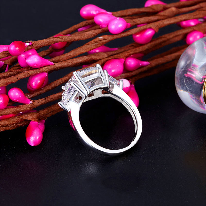 Cushion Cut 4 Carat 925 Sterling Silver Ring Party Luxury Jewelry Simulated Diamond XFR8310