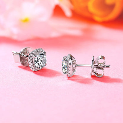 Cushion Cut 0.6 Carat Moissanite Diamond Stud Earrings 925 Sterling Silver MFE8204