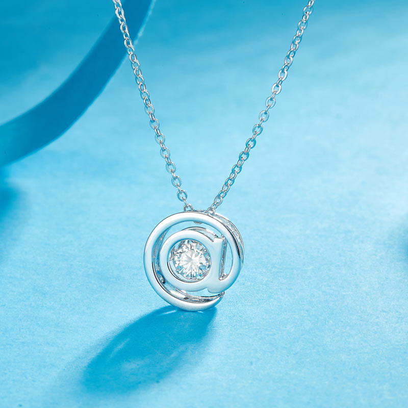 Pendant Moissanite Diamond Dancing Stone Necklace 925 Sterling Silver XFN8143
