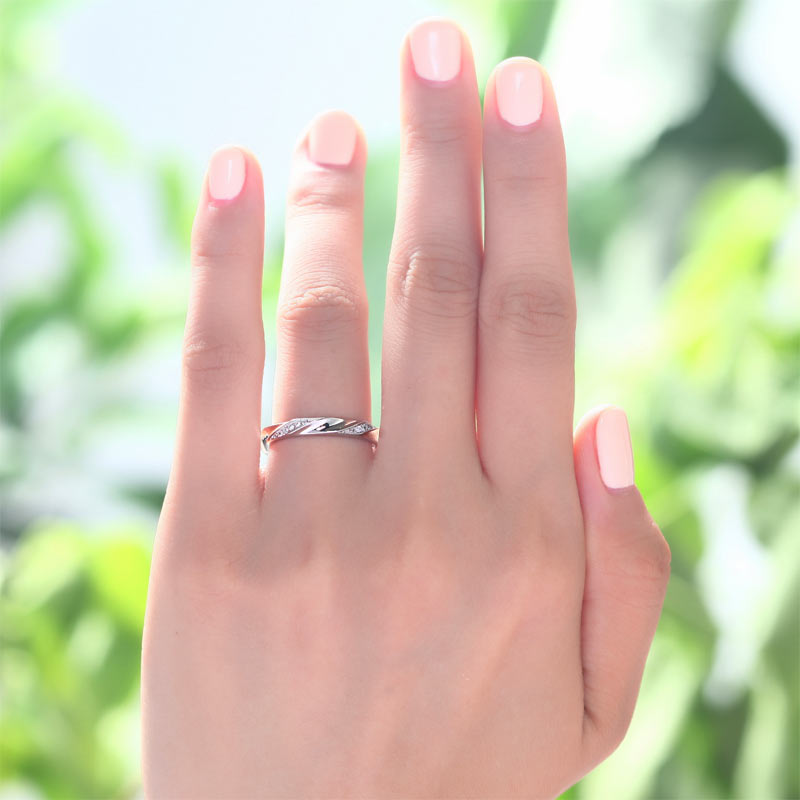 Simulated Diamond Solid Sterling 925 Silver Twist Ring XFR8064