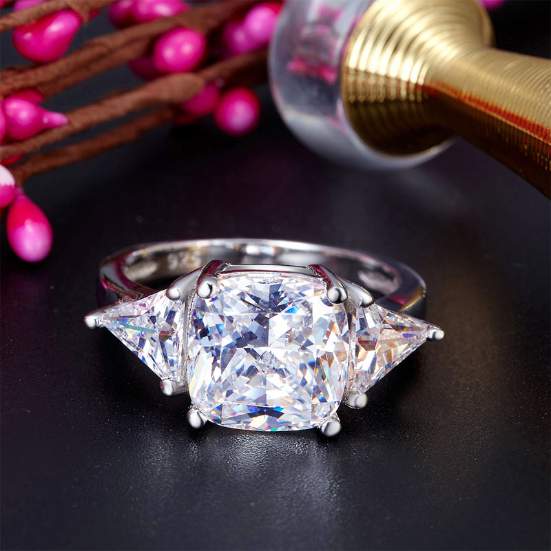 Cushion Cut 4 Carat 925 Sterling Silver Ring Party Luxury Jewelry Simulated Diamond XFR8310